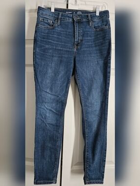 Old Navy Super Skinny Rock Star Jeans